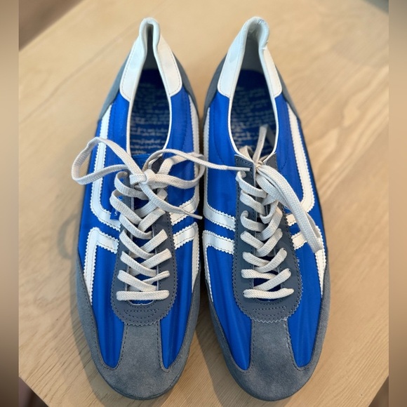 Blue and Gray Men's  2010 John Lennon sneakers 9.5 - Picture 1 of 6